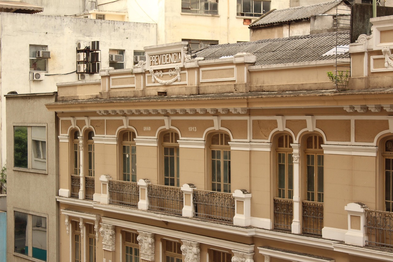 木盒公牛雪茄（俄罗斯）：360小水滴app详情下载教程